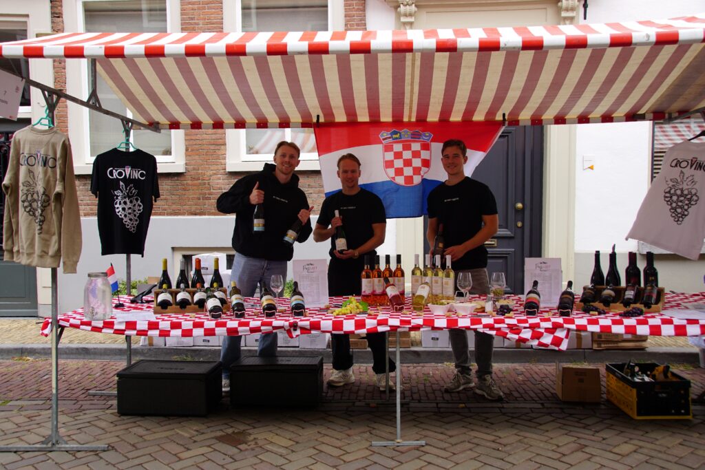 Wijnfestival Chateau voor Buren met Kroatische wijnen