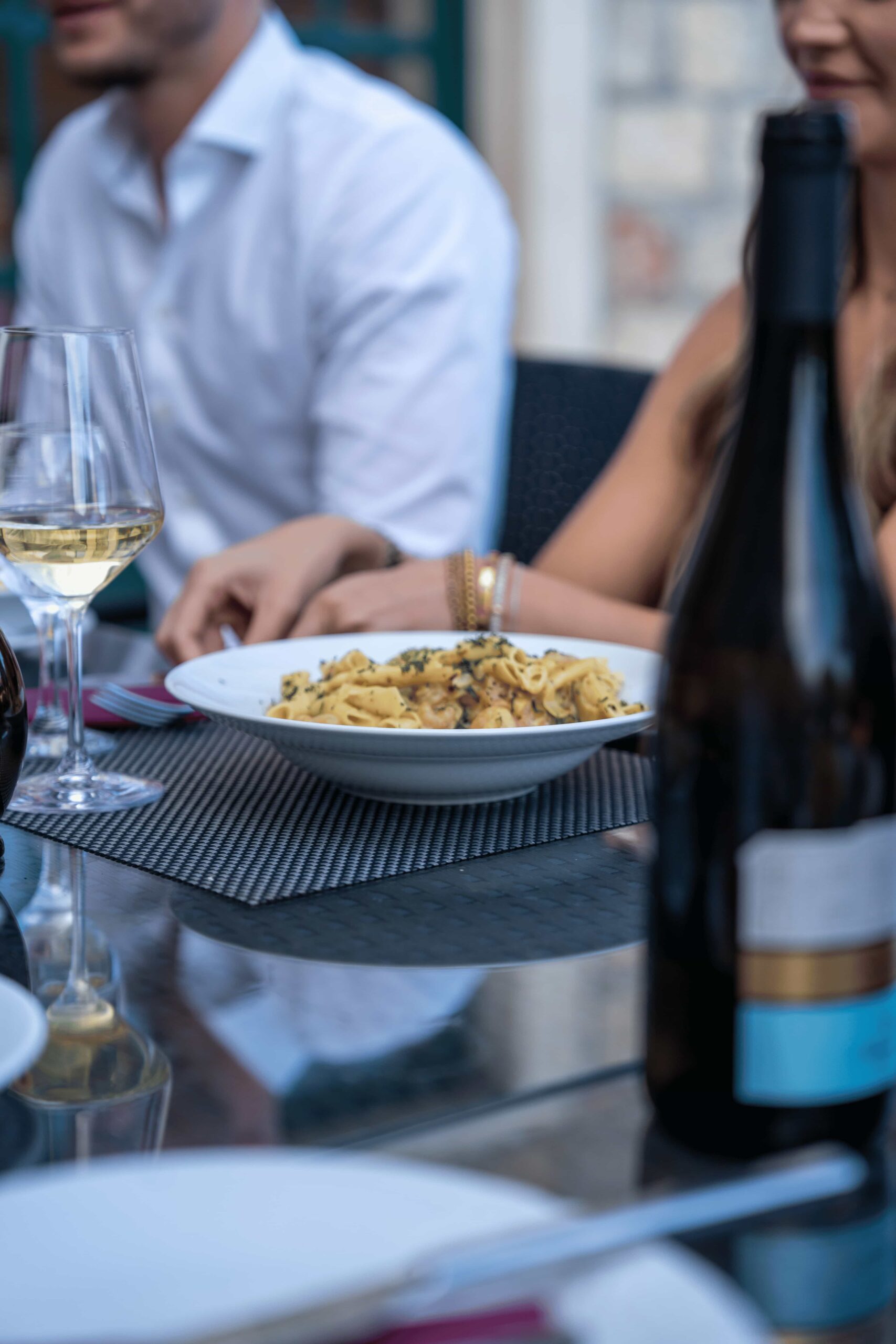Een truffelpasta met vlees in combinatie met een Kroatische wijn